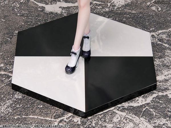 KDcolle Yuki Bunny 1/7 - Playing Death Games to Put Food on the Table | KADOKAWA Figure
