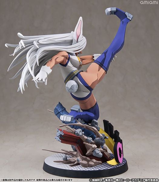 Mirko Rumi Usagiyama Hero Suit Two Dimensioning Ver. 1/8 - My Hero Academia | Takara Tomy Figure