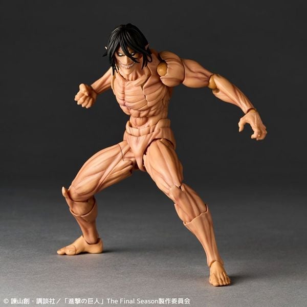 Revoltech Amazing Yamaguchi Attack Titan - Attack on Titan | Kaiyodo Figure