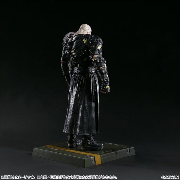 Capcom Figure Builder Creator's Model Nemesis 1/6 - Resident Evil | Capcom Figure