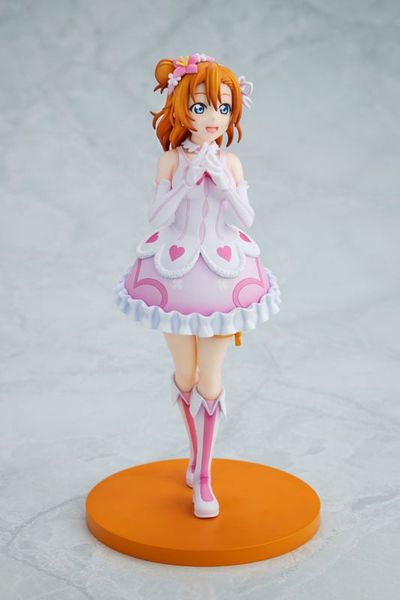 KDcolle Honoka Kosaka Bokutachi wa Hitotsu no Hikari ver. Non scale - Love Live! | KADOKAWA Figure