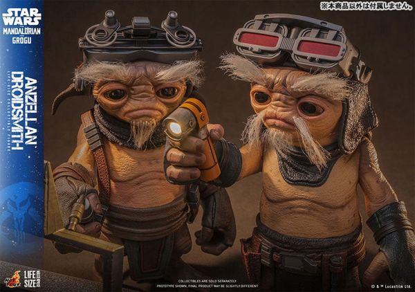 Life-size Masterpiece Anzellan Droidsmith 1/1 Scale Figure - Star Wars The Mandalorian | Hot Toys Figure