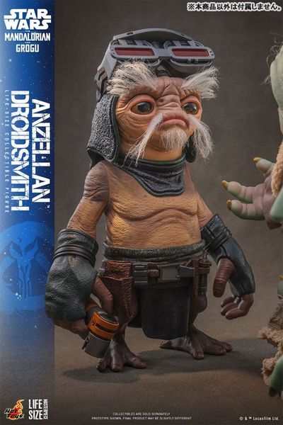 Life-size Masterpiece Anzellan Droidsmith 1/1 Scale Figure - Star Wars The Mandalorian | Hot Toys Figure
