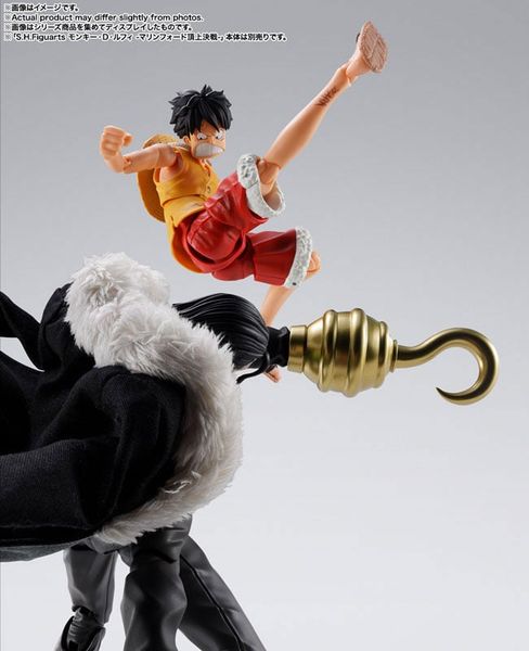 S.H.Figuarts Sir Crocodile Summit War of Marineford - ONE PIECE | BANDAI SPIRITS Figure