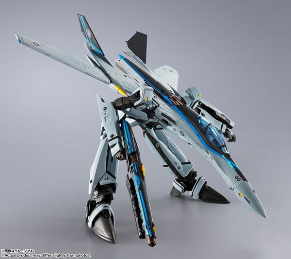 DX Chogokin VF-25 Messiah Valkyrie Top Gun Maverick Ver. - Macross Frontier | BANDAI SPIRITS Figure