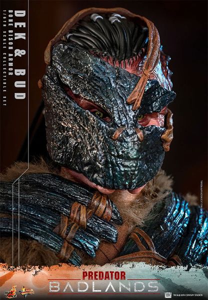 Movie Masterpiece 1/6 Dek Bone Bison Armor & Bud - Predator Badlands | Hot Toys Figure