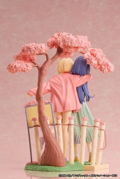 Non Scale Chisato Nishikigi & Takina Inoue Spring Ver. - Lycoris Recoil | Aniplex Figure