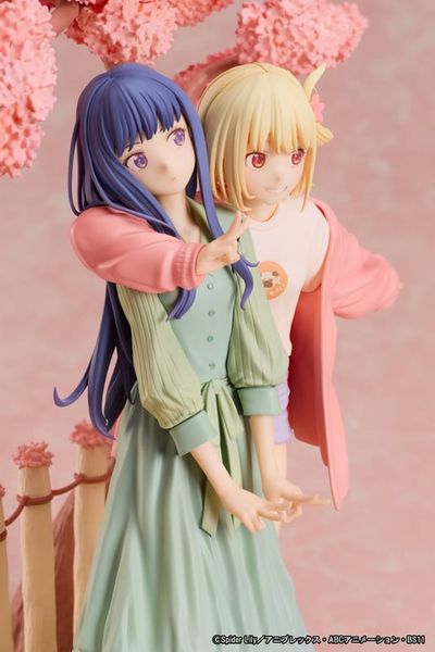 Non Scale Chisato Nishikigi & Takina Inoue Spring Ver. - Lycoris Recoil | Aniplex Figure
