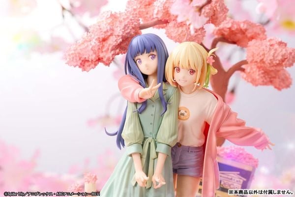 Non Scale Chisato Nishikigi & Takina Inoue Spring Ver. - Lycoris Recoil | Aniplex Figure