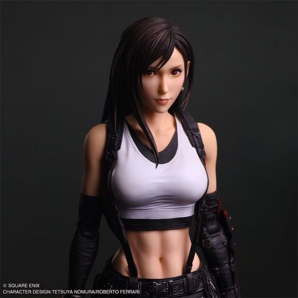 PLAY ARTS SHIN Tifa Lockhart - Final Fantasy VII Rebirth | Square Enix Figure