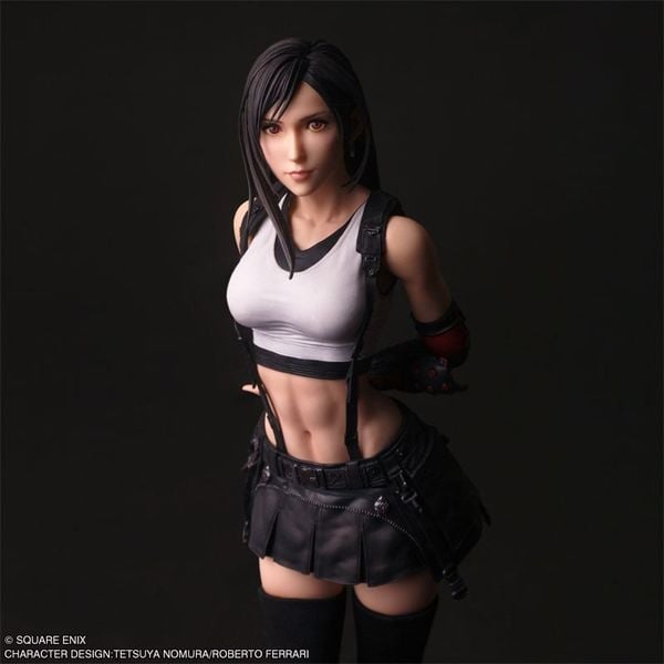 PLAY ARTS SHIN Tifa Lockhart - Final Fantasy VII Rebirth | Square Enix Figure