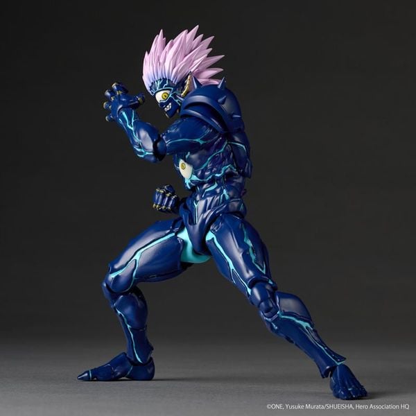 Revoltech Amazing Yamaguchi Boros Second Transformation Ver. - One-Punch Man | Kaiyodo Figure