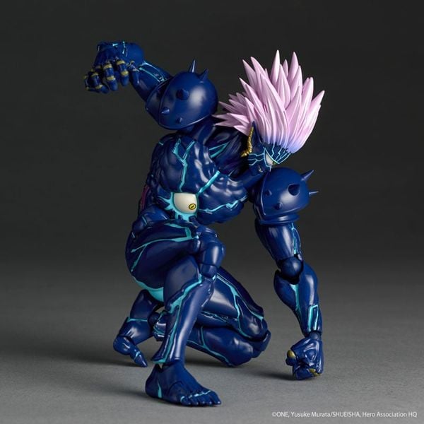 Revoltech Amazing Yamaguchi Boros Second Transformation Ver. - One-Punch Man | Kaiyodo Figure