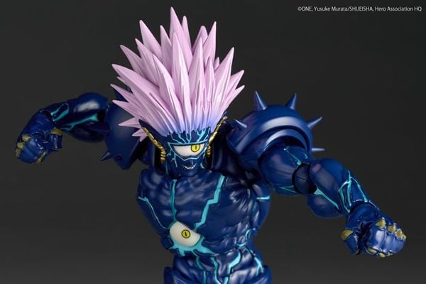 Revoltech Amazing Yamaguchi Boros Second Transformation Ver. - One-Punch Man | Kaiyodo Figure