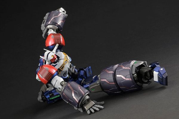 Kijin Homura GEAR Fighter Dendoh | AMAKUNI Figure