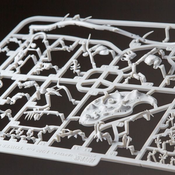 ARTPLA Tower of the Sun 1/200 - Tower of the Sun | Kaiyodo Plastic Model