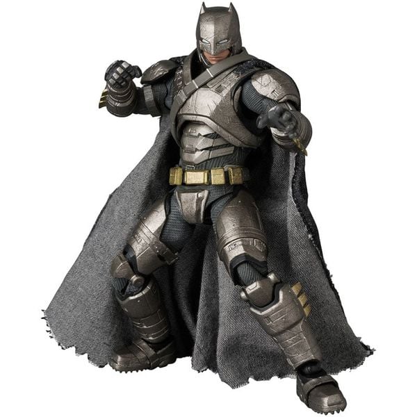MAFEX No.313 Armored Batman Ver.1.5 Batman vs Superman Dawn of Justice | Medicom Toy Figure