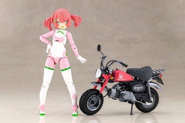 Megami Device PUNI MOFU Racing Mao with Honda Z50J-1 Monkey Plastic Model Kit