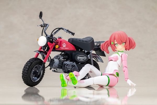 Megami Device PUNI MOFU Racing Mao with Honda Z50J-1 Monkey Plastic Model Kit