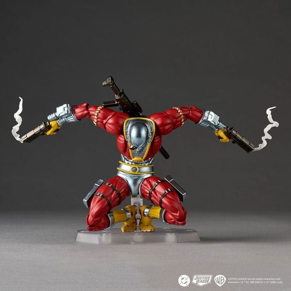 Revoltech Amazing Yamaguchi Deadshot - DC Comics | Kaiyodo Figure