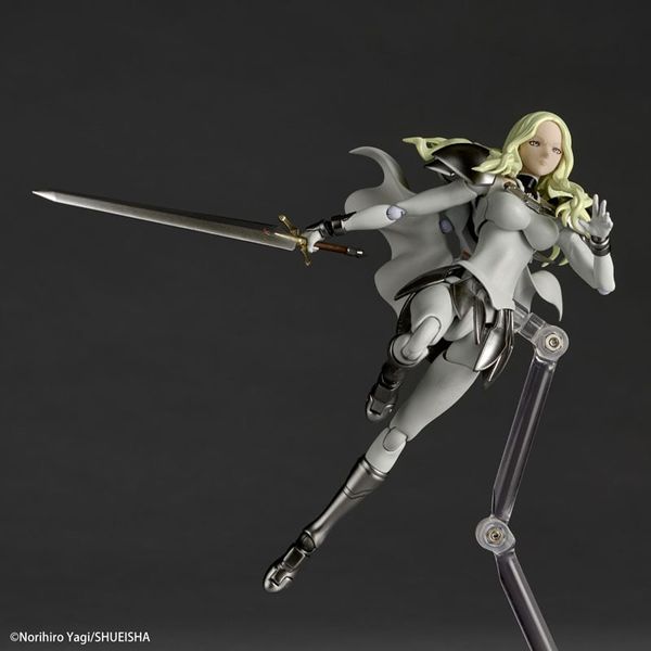 Revoltech Teresa of the Faint Smile - CLAYMORE | Kaiyodo Figure