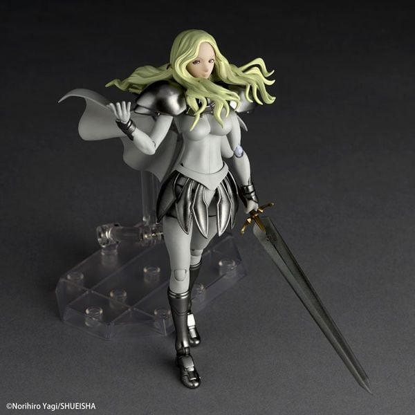 Revoltech Teresa of the Faint Smile - CLAYMORE | Kaiyodo Figure