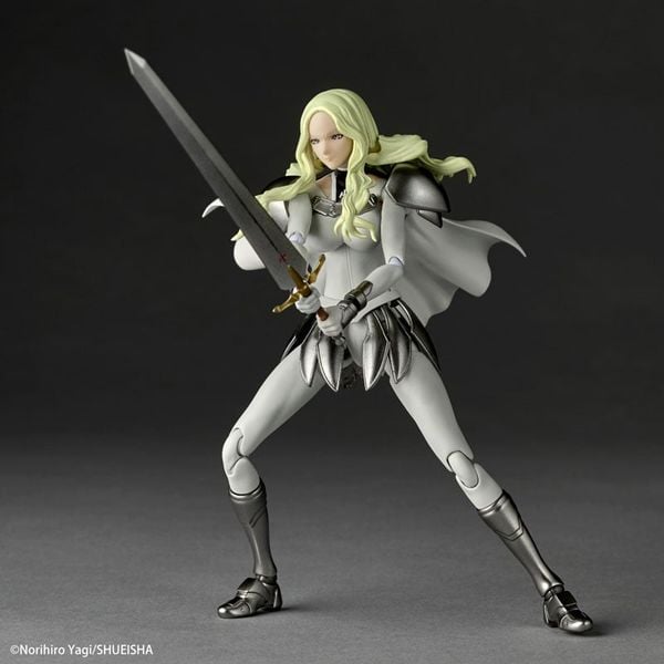 Revoltech Teresa of the Faint Smile - CLAYMORE | Kaiyodo Figure