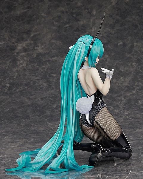 B-style Hatsune Miku Bunny Ver. Art by SanMuYYB 1/4 - VOCALOID Series | FREEing Figure