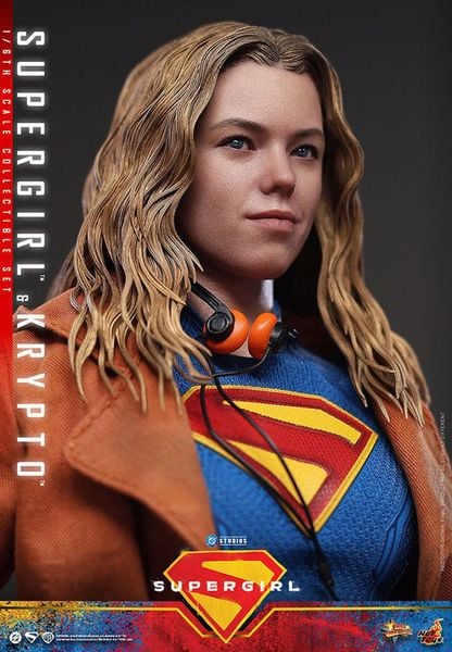Movie Masterpiece Supergirl & Crypto 1/6 - DC Comics Supergirl | Hot Toys Figure