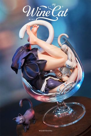 Silver Moon - "Cats are Liquid" illustration by Karaage Toufu | WE ART DOING Figure