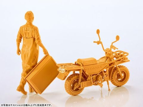 PLAMAX MF 104 Rider's portrait Honda MOTRA Yellow 1/20 - Rider's portrait | Max Factory Plastic Model