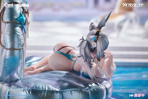 Shining Cocktail Vodka Mirror 1/6 | Animester Figure