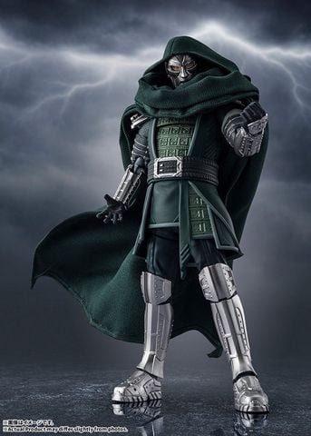 S.H.Figuarts Dr. Doom - Avengers Doomsday | BANDAI SPIRITS Figure