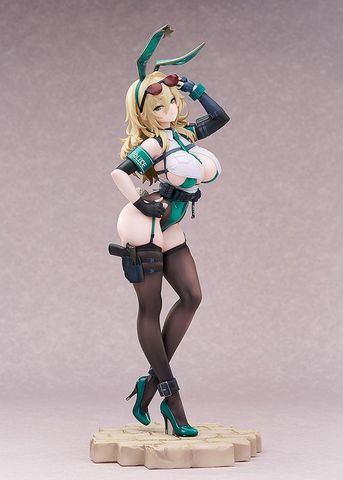 CheLA77 Original Illustration Bunny Cops_01 1/6 | Luminous Box Figure