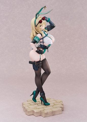 CheLA77 Original Illustration Bunny Cops_01 1/6 | Luminous Box Figure
