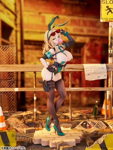 CheLA77 Original Illustration Bunny Cops_01 1/6 | Luminous Box Figure
