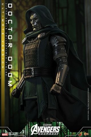 Movie Masterpiece Dr. Doom Ultimate Edition 1/6 - Avengers Doomsday | Hot Toys Figure