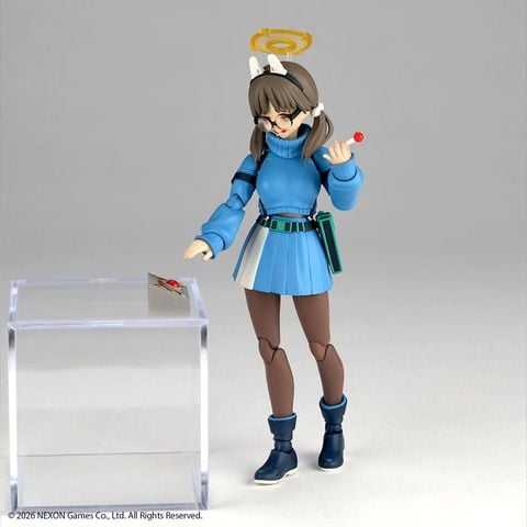 Revoltech Moe - Blue Archive | Kaiyodo Figure