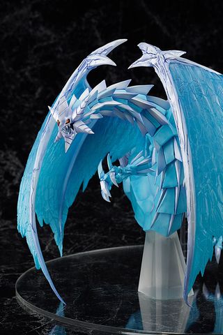 Brionac, Dragon of the Ice Barrier - Yu Gi Oh! Card Game | AMAKUNI Figure