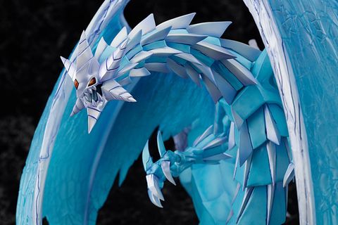 Brionac, Dragon of the Ice Barrier - Yu Gi Oh! Card Game | AMAKUNI Figure
