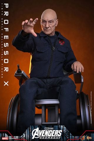 Professor X 1/6 - Avengers Doomsday | Hot Toys Figure