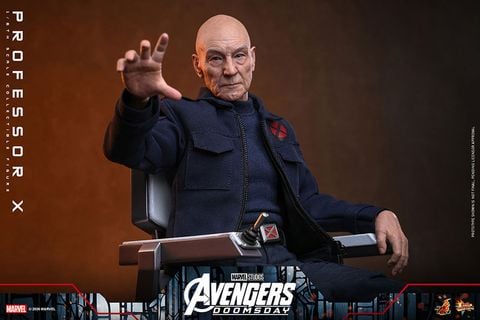 Professor X 1/6 - Avengers Doomsday | Hot Toys Figure
