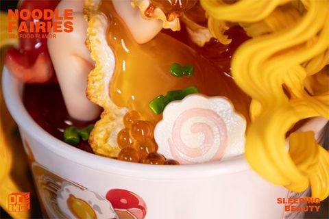 Noodle Fairies Seafood Flavor | WE ART DOING Figure