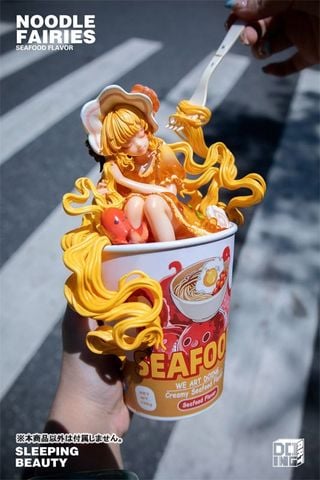 Noodle Fairies Seafood Flavor | WE ART DOING Figure