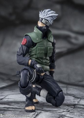 S.H.Figuarts Kakashi Hatake6th Hokage Yuumei Todoroku Sharingan no Eiyuu - NARUTO Shippuden | BANDAI SPIRITS Figure