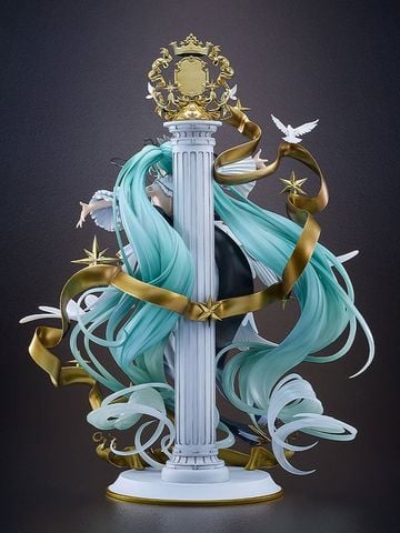 Hatsune Miku Symphony 10th Anniversary Ver. 1/7 - "VOCALOID" Series | Good Smile Company Figure