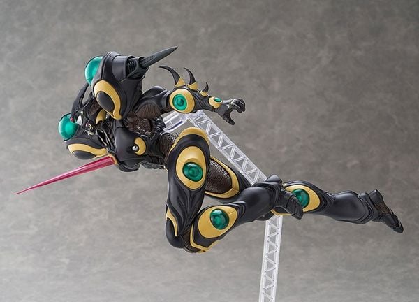 figma Gigantic Dark - Bio Booster Armor Guyver | Max Factory figure