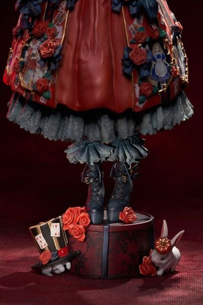 Model Kit Red Queen & Princess Alice Garage Kit 1/6 - Red Queen and Princess Alice | MAGI ARTS