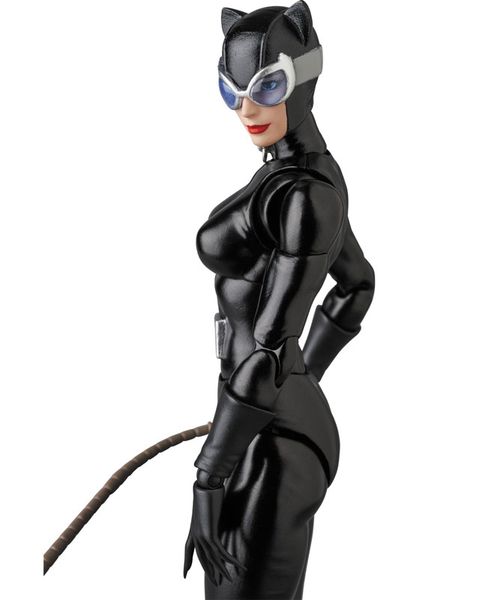 MAFEX No.123 Selina Kyle HUSH Ver. - DC Comics | Medicom Toy figure