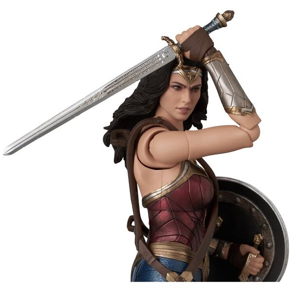 MAFEX No.296 Wonder Woman Zack Snyder's Justice League Ver. - Zack Snyder's Justice League | Medicom Toy figure